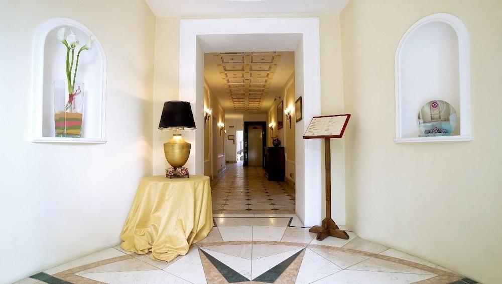 Logge Del Perugino; Sure Hotel Collection By Best Western Città della Pieve Eksteriør billede